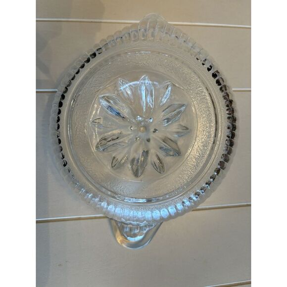 Vintage Hazel-Atlas Clear Heavy Glass Hand Juicer Reamer with Handle & Spout 8"‎ - Picture 2 of 3